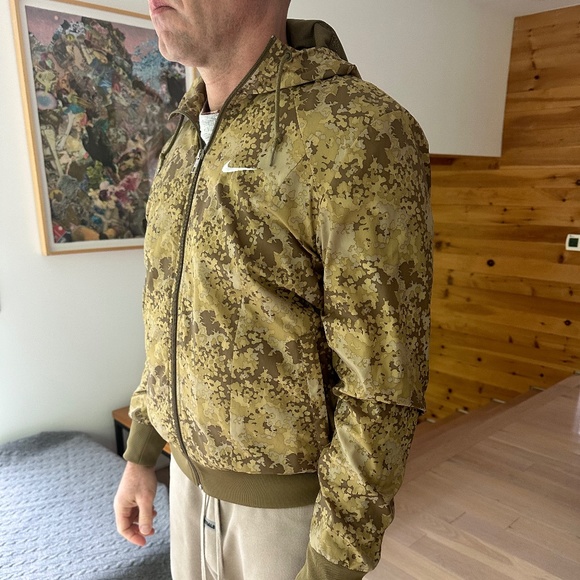 Nike Men's Camouflage Jacket - Picture 2 of 4